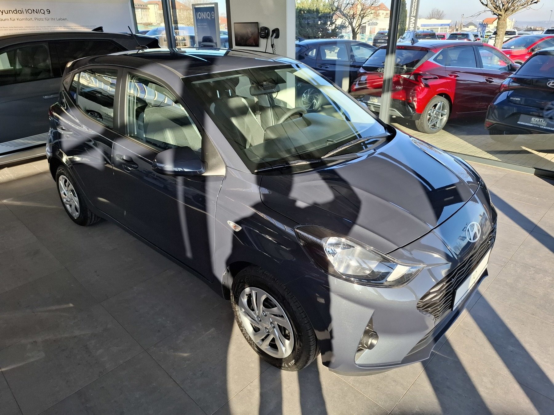 Bild 3 - i10 FL (MY25) 1.0 Benzin (63 PS) 5-MT 2WD Select