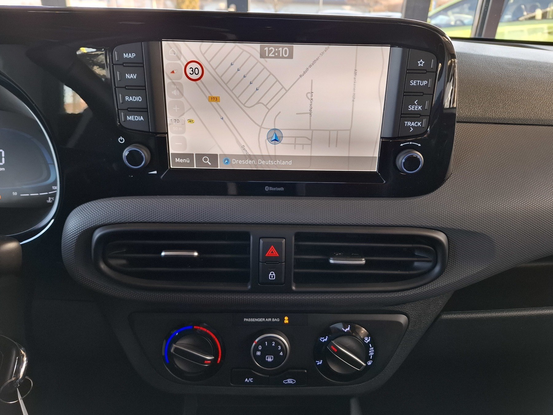 Bild 21 - i10 FL (MY25) 1.0 Benzin (63 PS) 5-MT 2WD Select