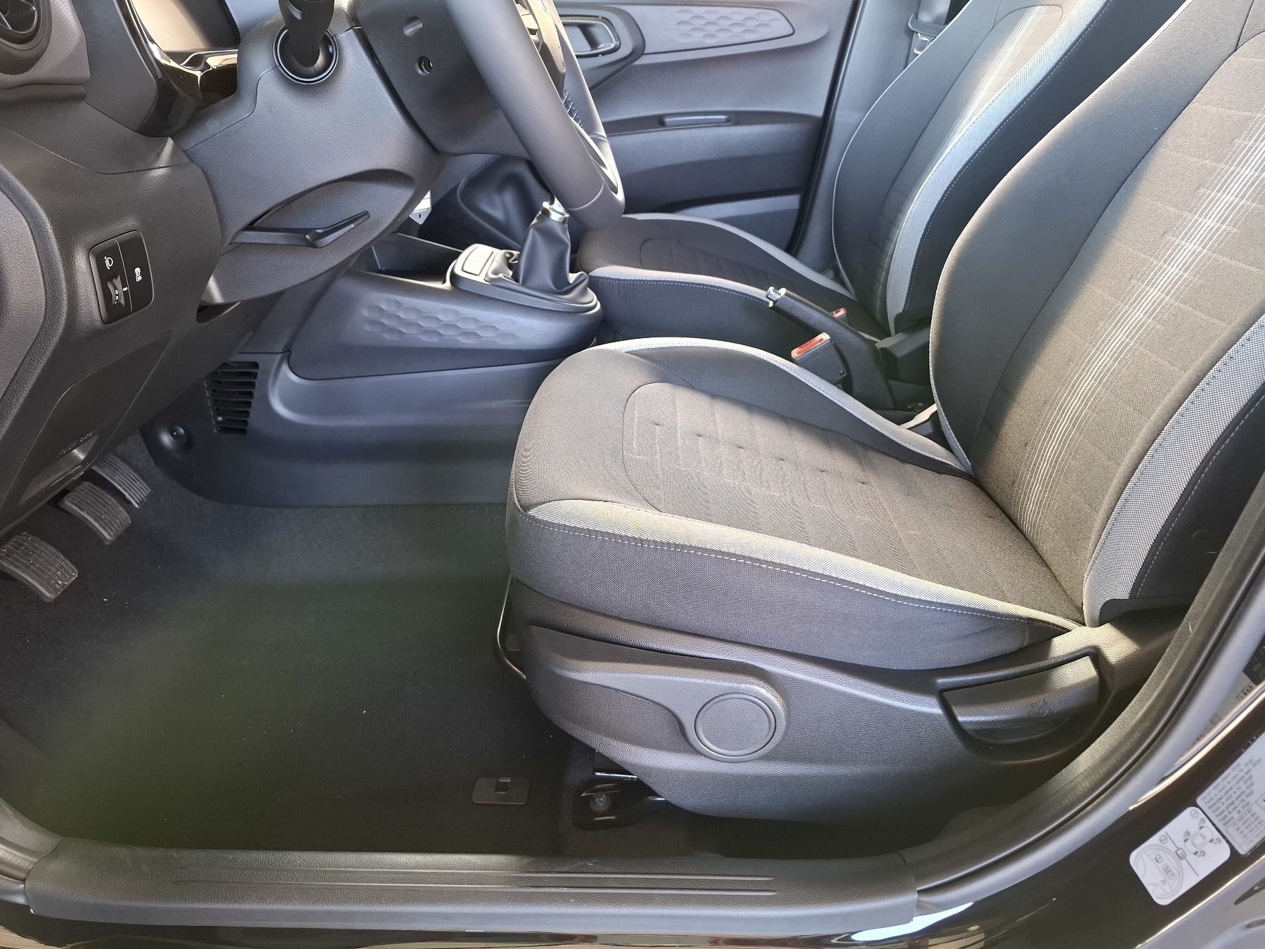 Bild 26 - i10 FL (MY25) 1.0 Benzin (63 PS) 5-MT 2WD Select