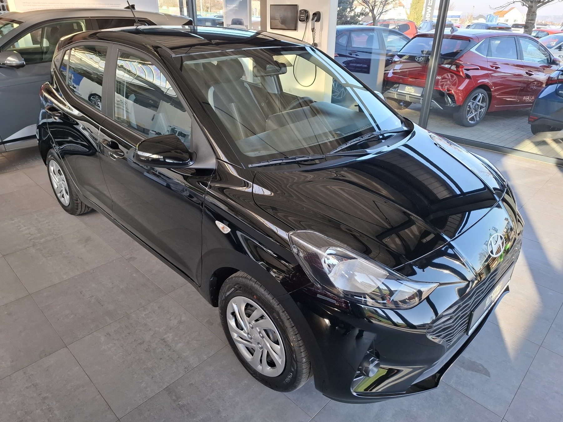 Bild 3 - i10 FL (MY25) 1.0 Benzin (63 PS) 5-MT 2WD Select