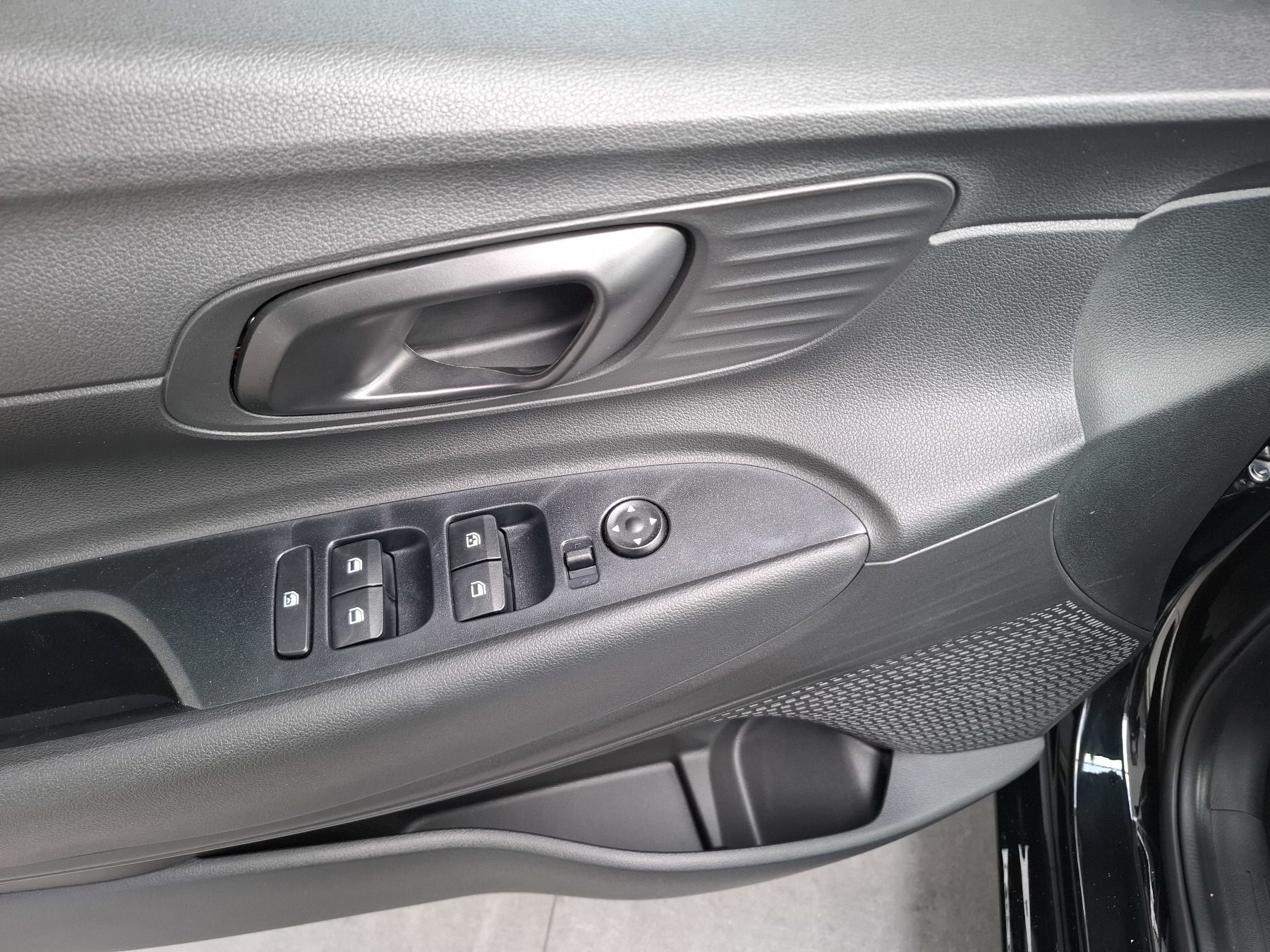 Bild 31 - i20 FL (MY25) 1.0 T-GDI (100 PS) 6-MT 2WD Select