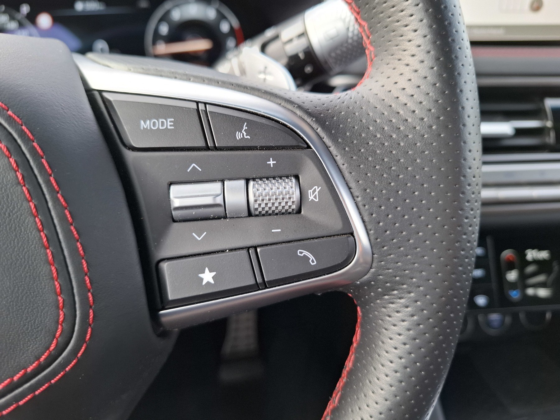 Bild 23 - G70 GX8 Shooting Brake 2.0T AWD Sport