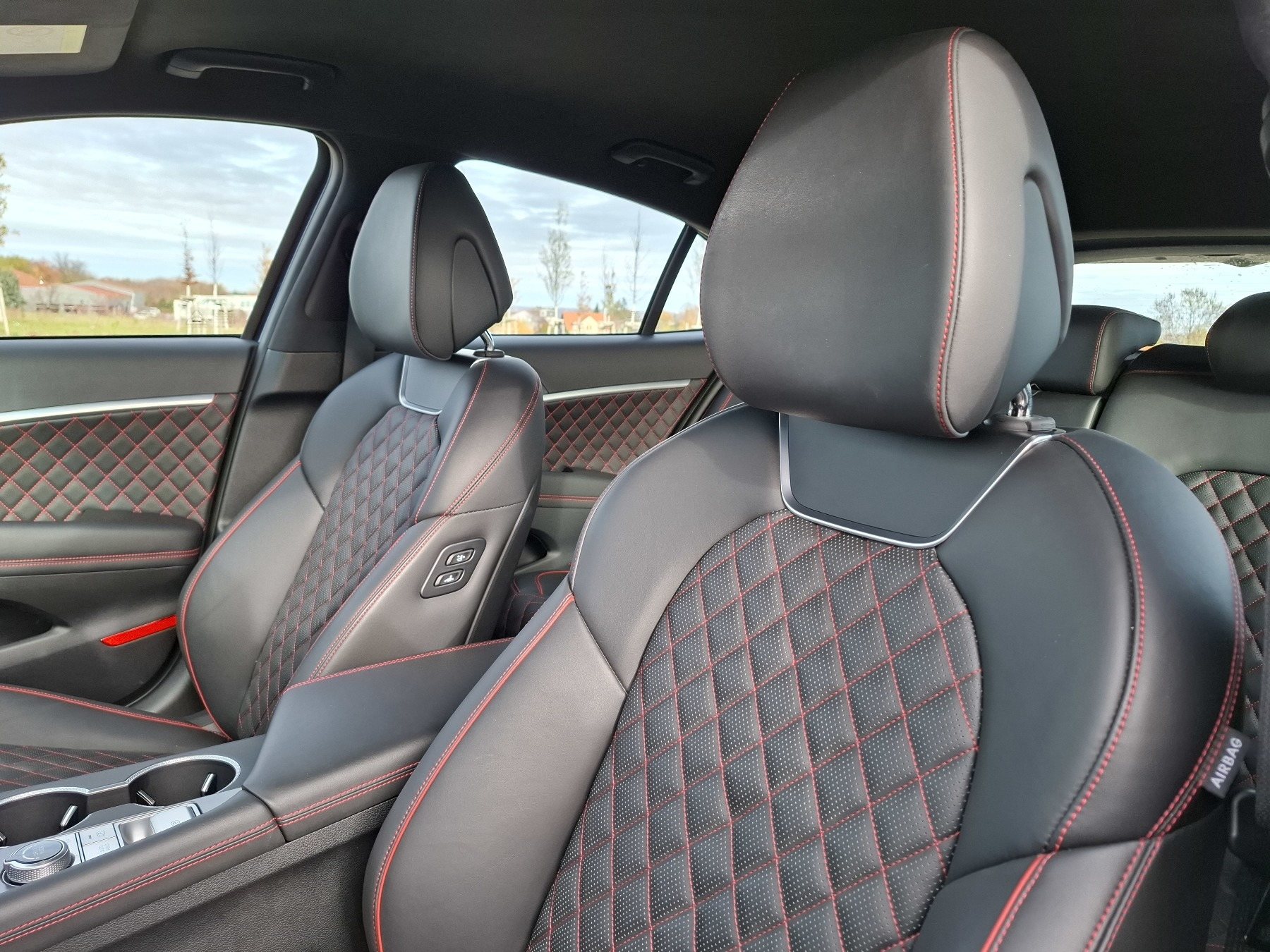 Bild 33 - G70 GX8 Shooting Brake 2.0T AWD Sport