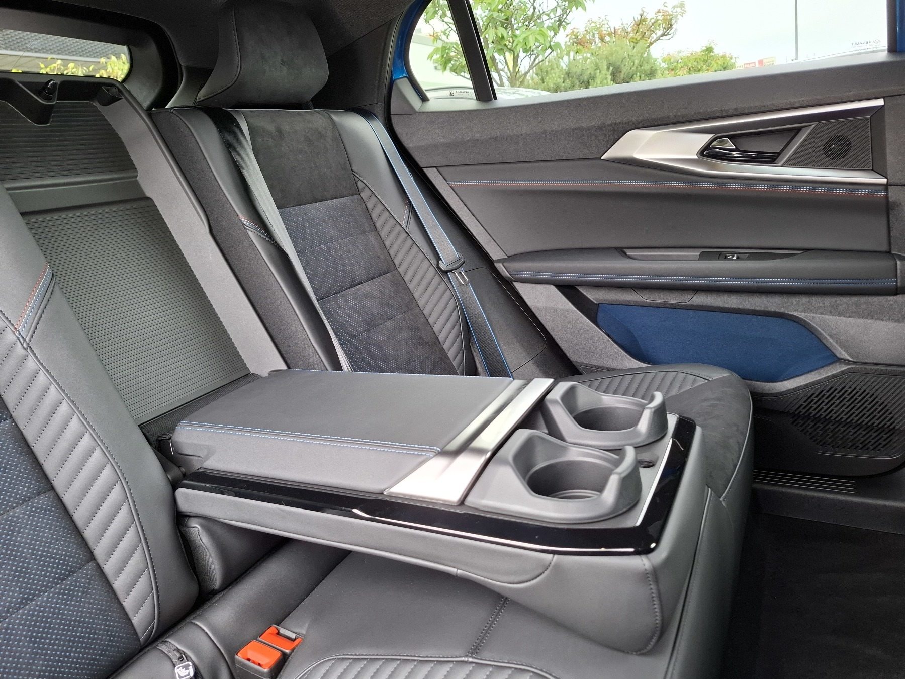 Bild 17 - Rafale Esprit Alpine E-Tech Full Hybrid 200