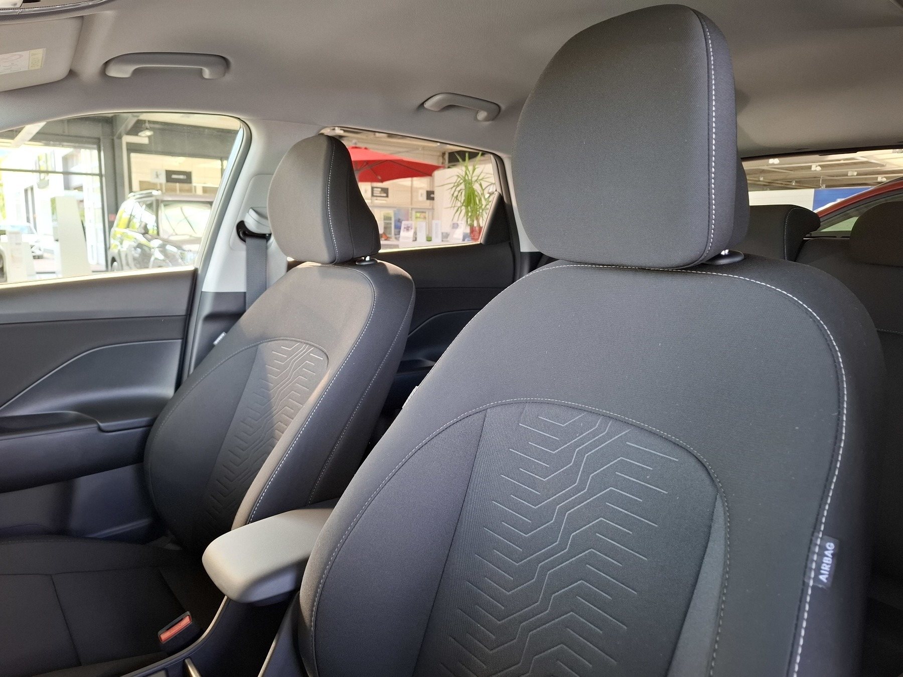 Bild 31 - KONA SX2 1.6 T-GDI (138 PS) 7-DCT 2WD Trend