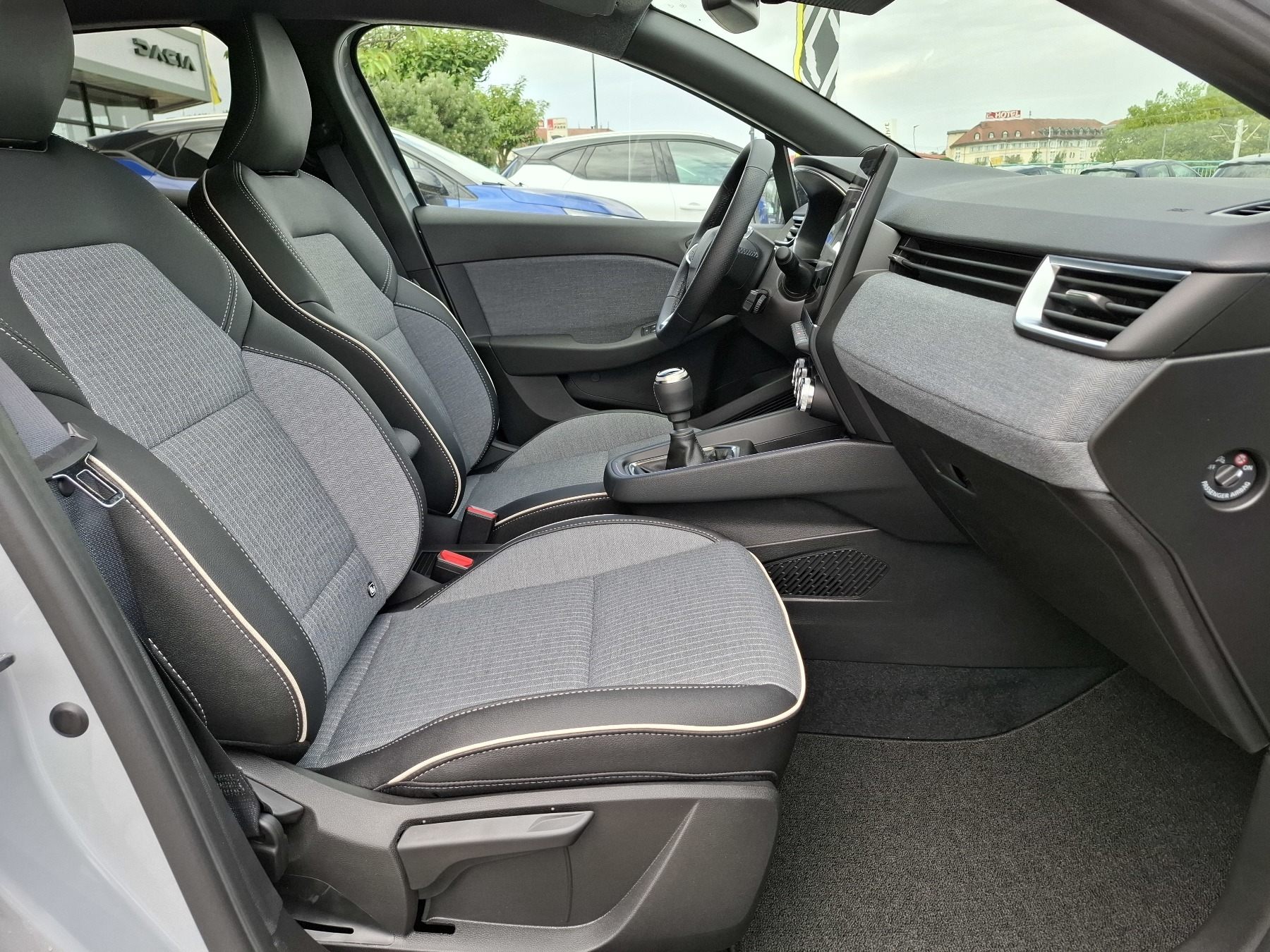 Bild 13 - Clio Techno TCe 90