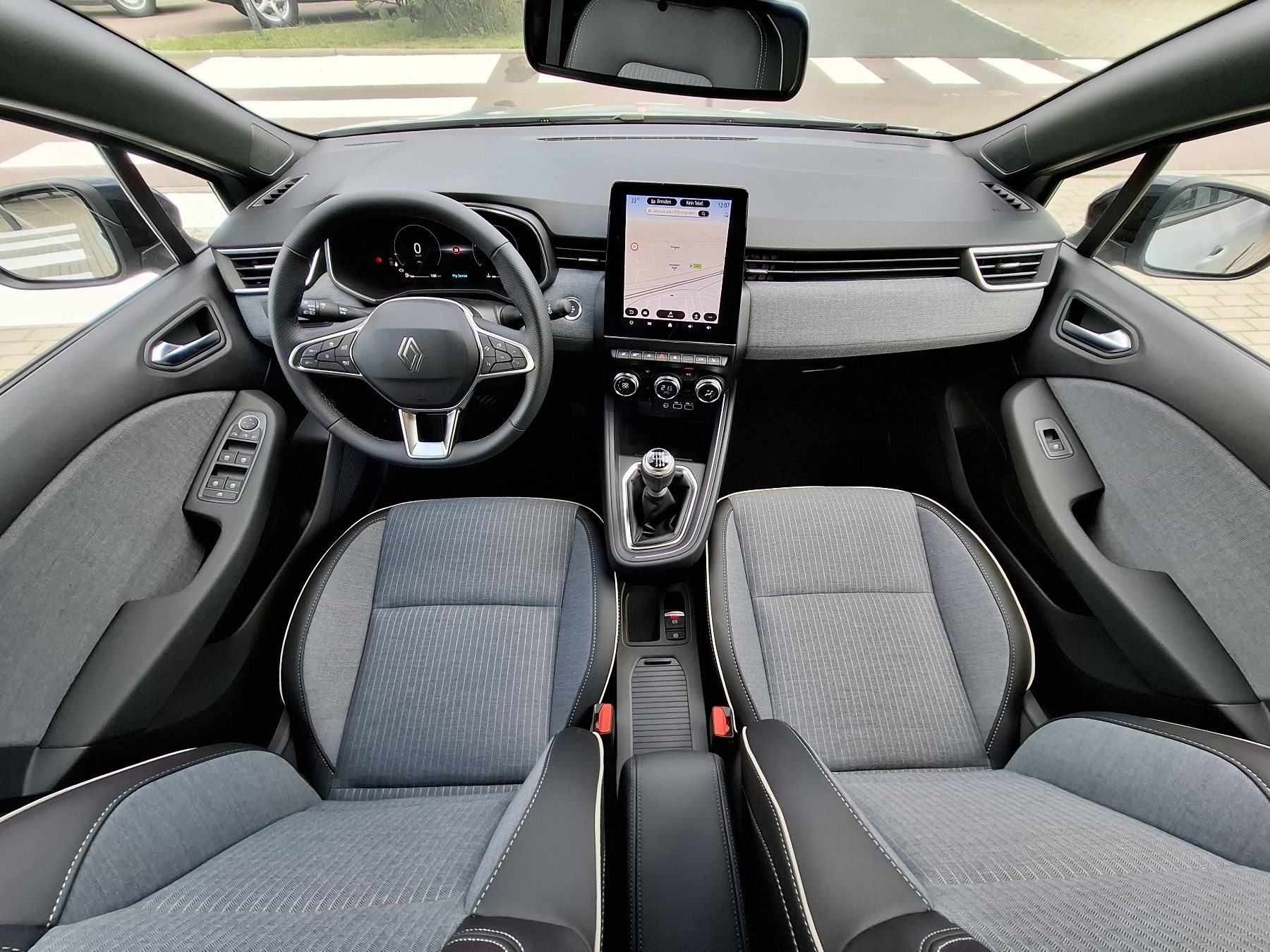 Bild 16 - Clio Techno TCe 90
