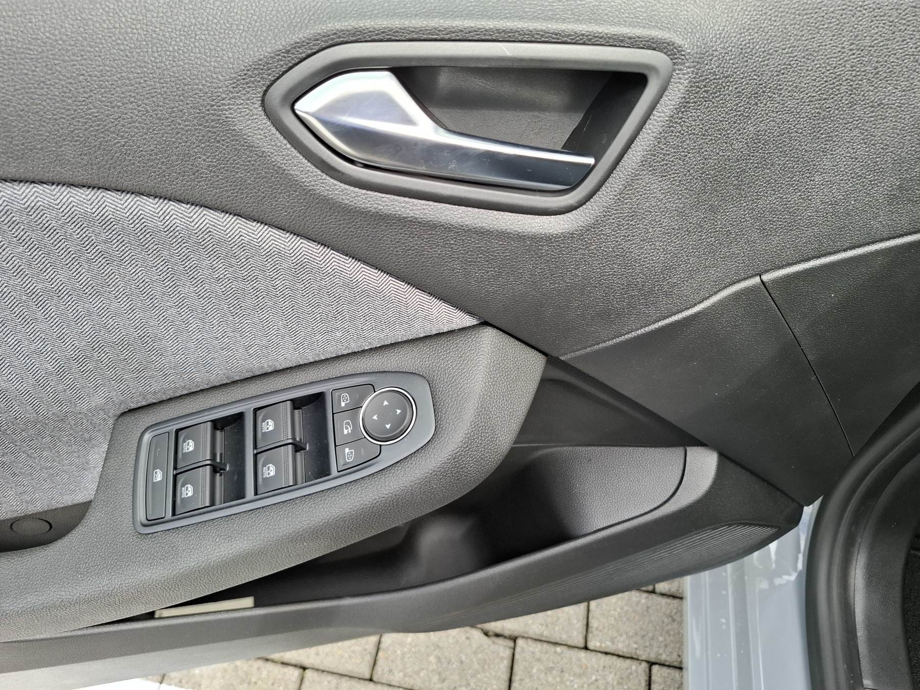 Bild 32 - Clio Techno TCe 90