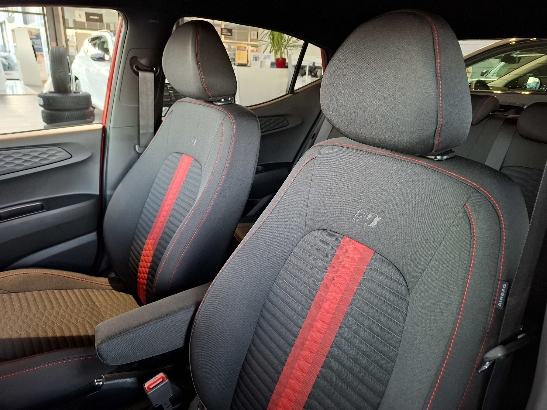 Bild 28 - i10 FL (MY25) 1.0 T-GDI (90 PS) 5-MT 2WD N Line