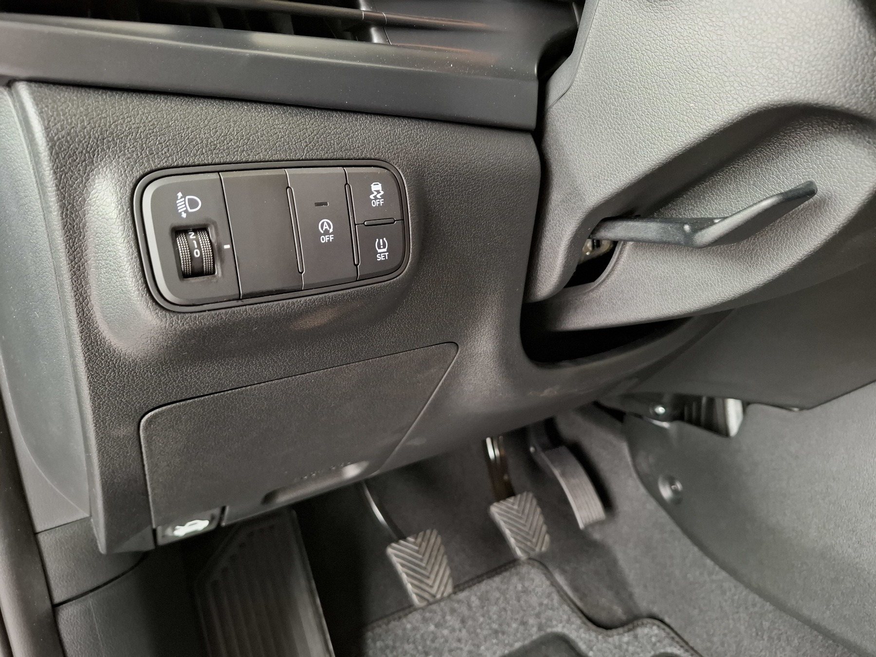 Bild 32 - BAYON 1.0 T-GDI (100 PS) 6-MT 2WD Select