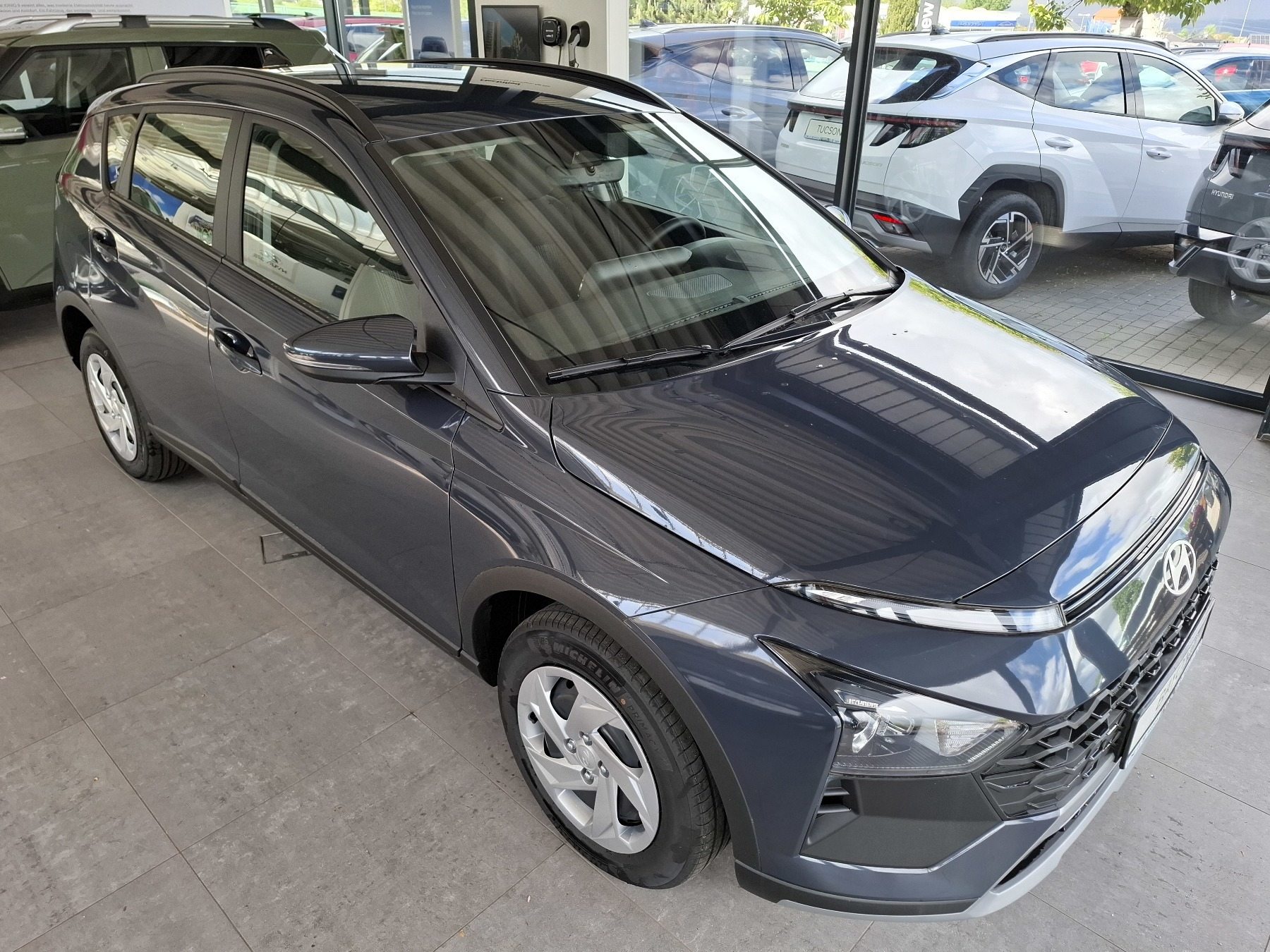 Bild 4 - BAYON 1.0 T-GDI (100 PS) 6-MT 2WD Select