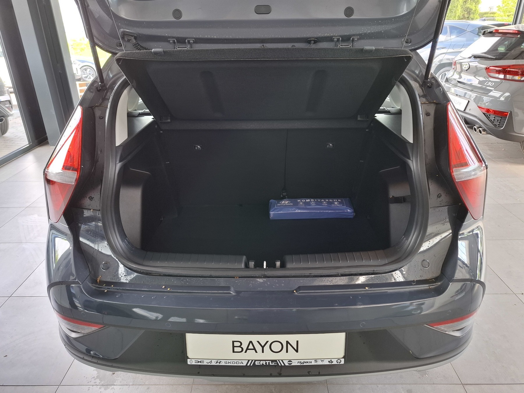 Bild 9 - BAYON 1.0 T-GDI (100 PS) 6-MT 2WD Select