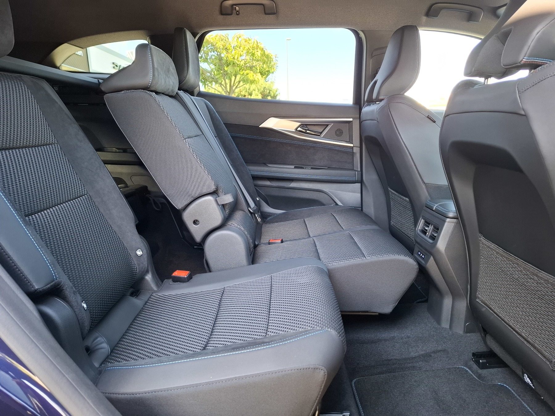 Bild 18 - Espace Esprit Alpine Full Hy E-Tech 200 7-Sitzer