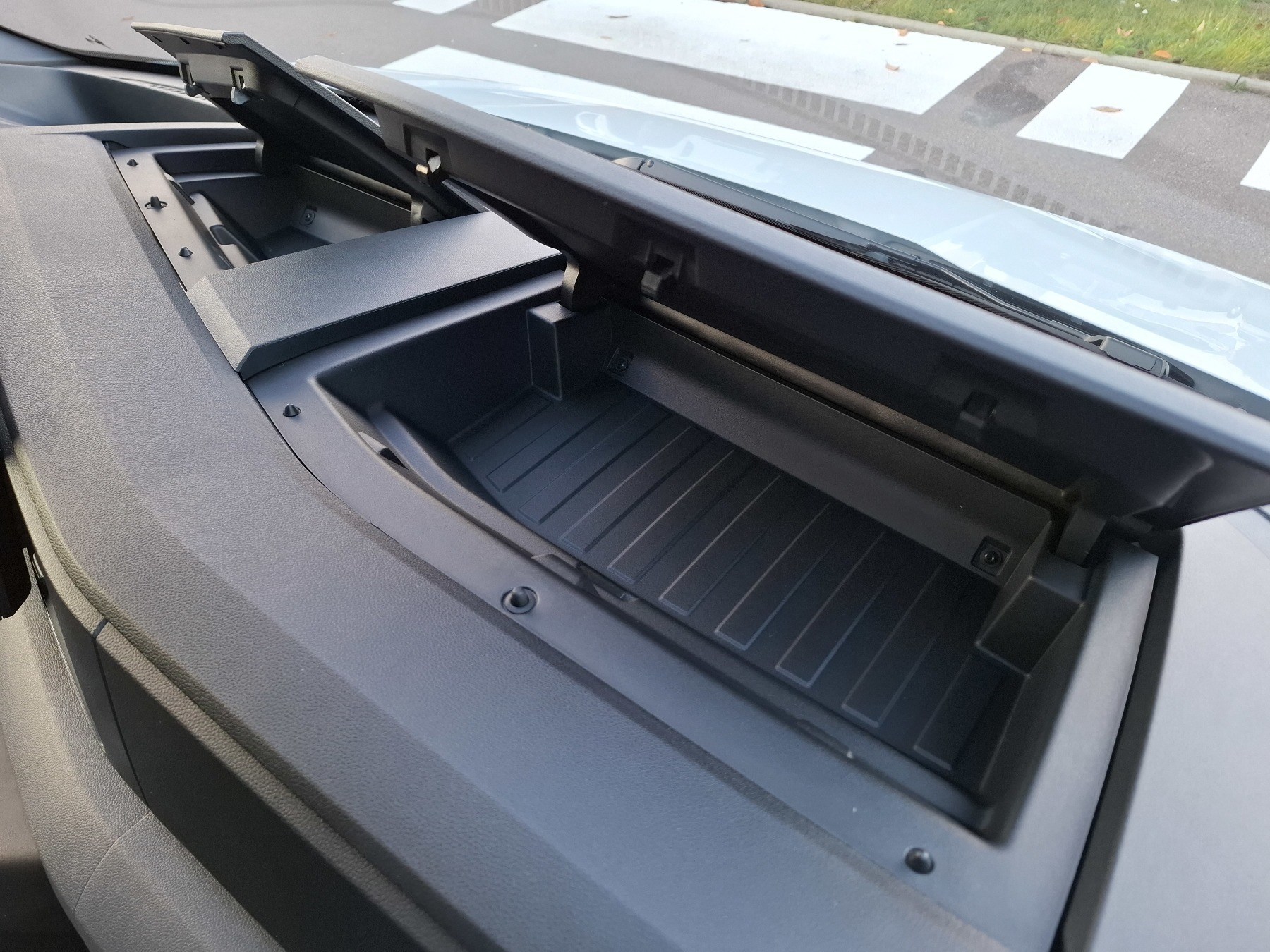 Bild 28 - Master Kasten Business L2H2 3,5t Blue dCi 130