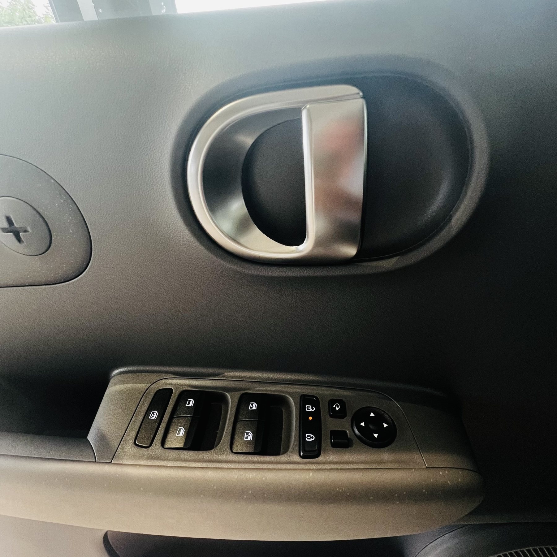Bild 18 - INSTER Cross EV (MY26) 49 kWh (115 PS) 2WD