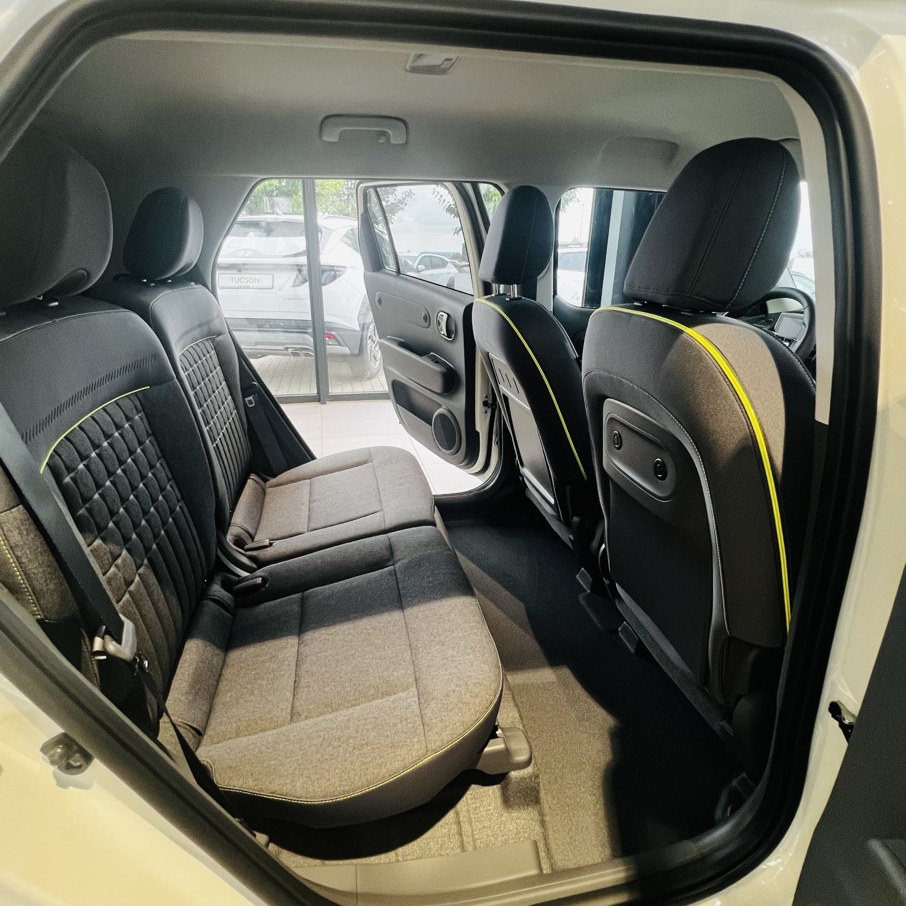Bild 21 - INSTER Cross EV (MY26) 49 kWh (115 PS) 2WD