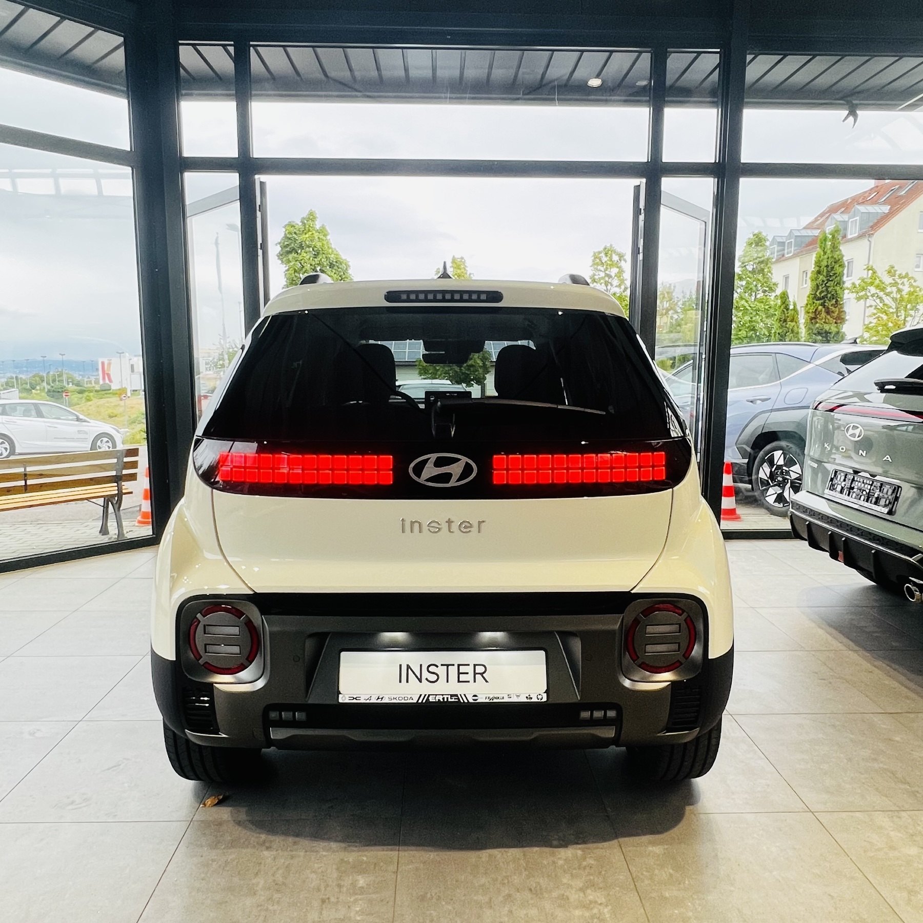 Bild 28 - INSTER Cross EV (MY26) 49 kWh (115 PS) 2WD