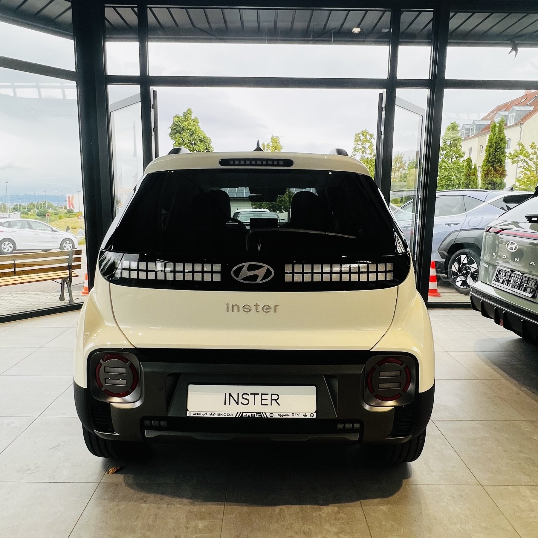 Bild 29 - INSTER Cross EV (MY26) 49 kWh (115 PS) 2WD