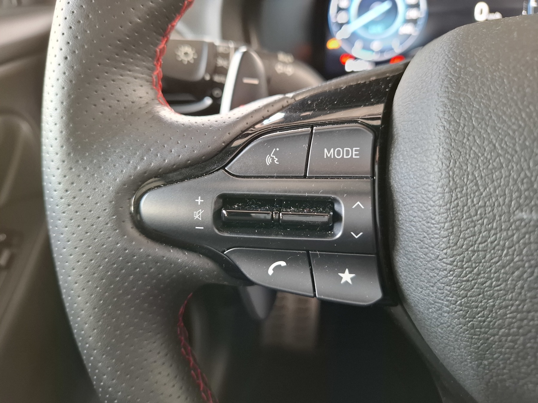Bild 21 - i30 5-Türer 1.5 T-GDI (140 PS) 48V 7-DCT N Line