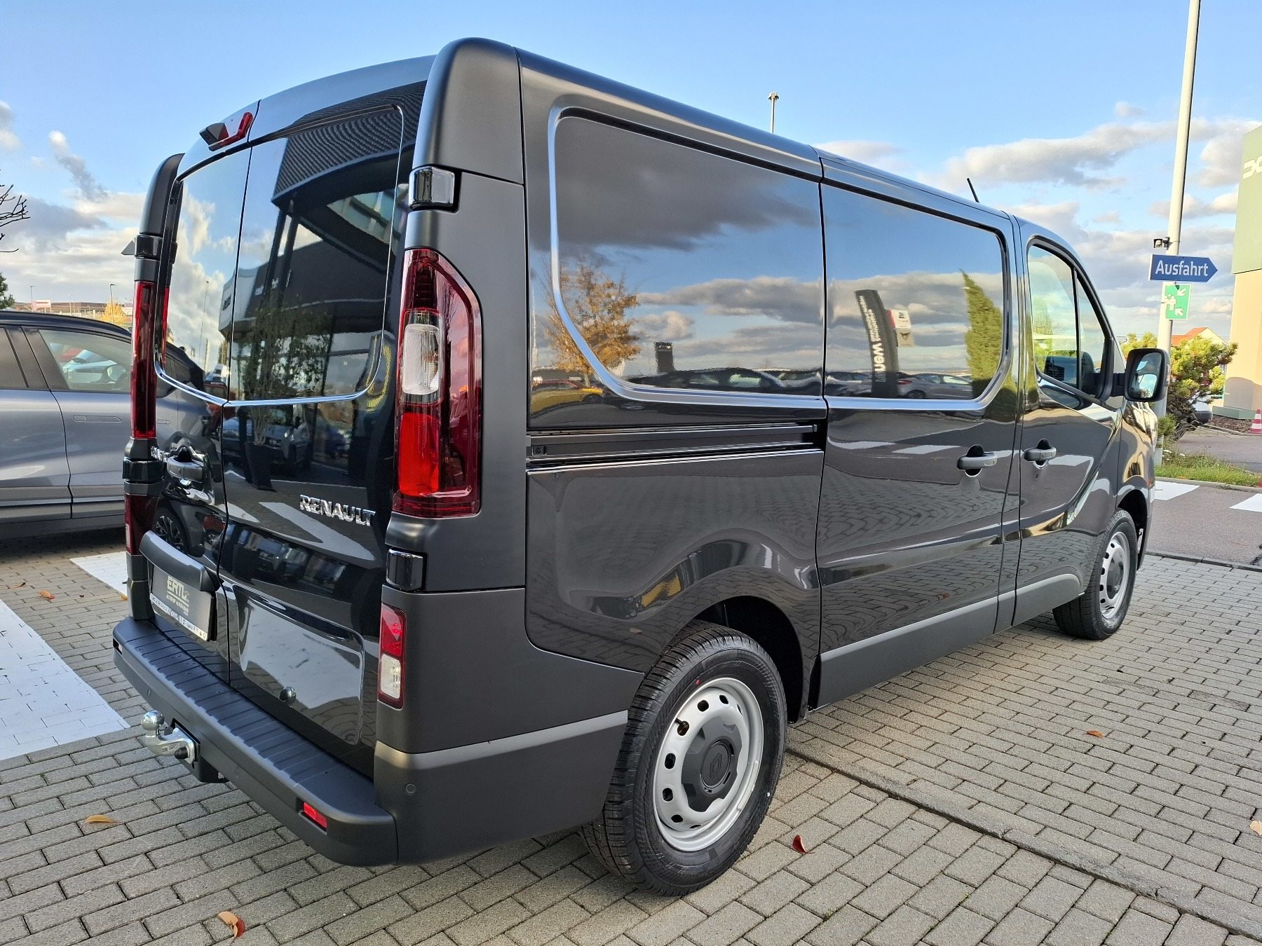 Bild 6 - Trafic Lkw Komfort L1H1 3,0t Blue dCi 130 MY24