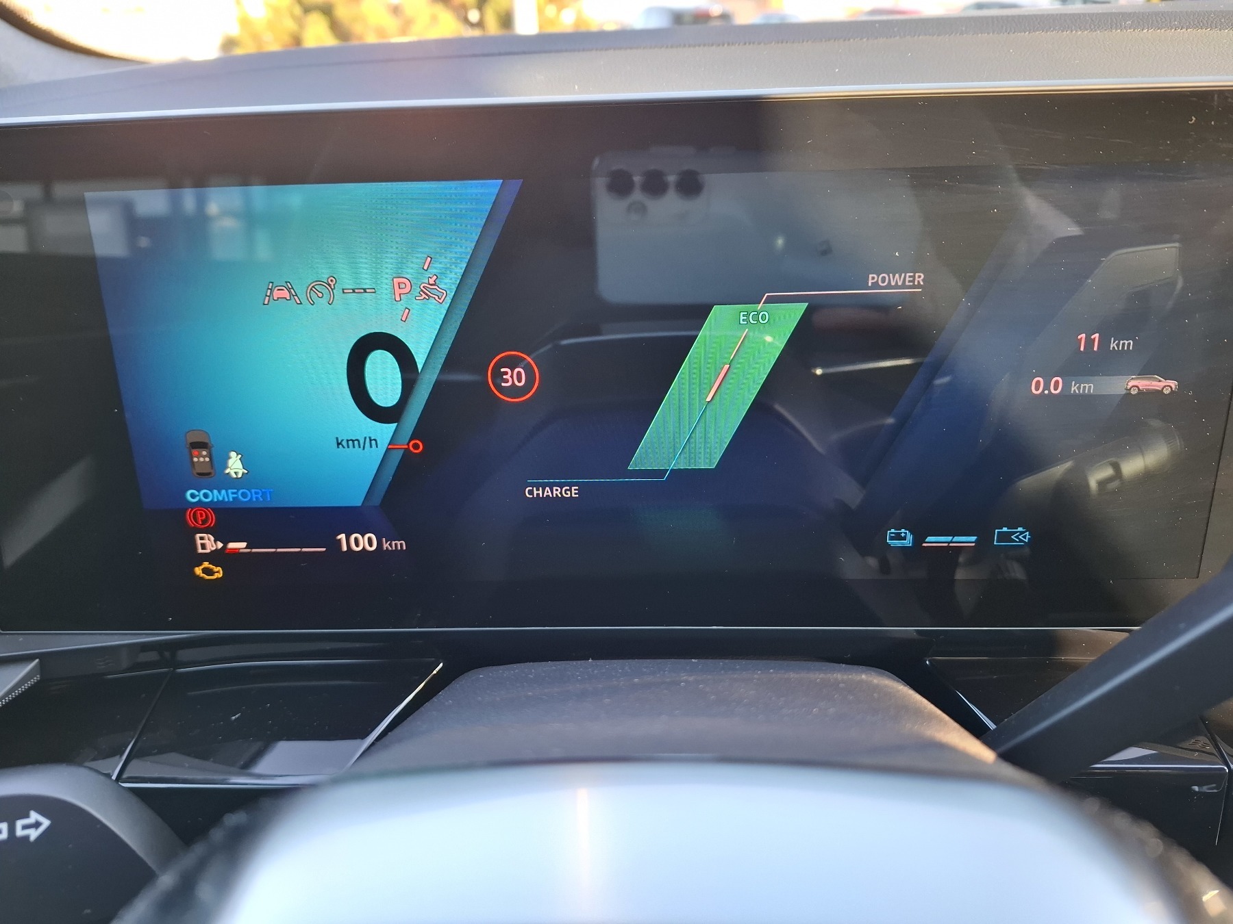 Bild 24 - Austral Techno Full Hybrid E-Tech 200