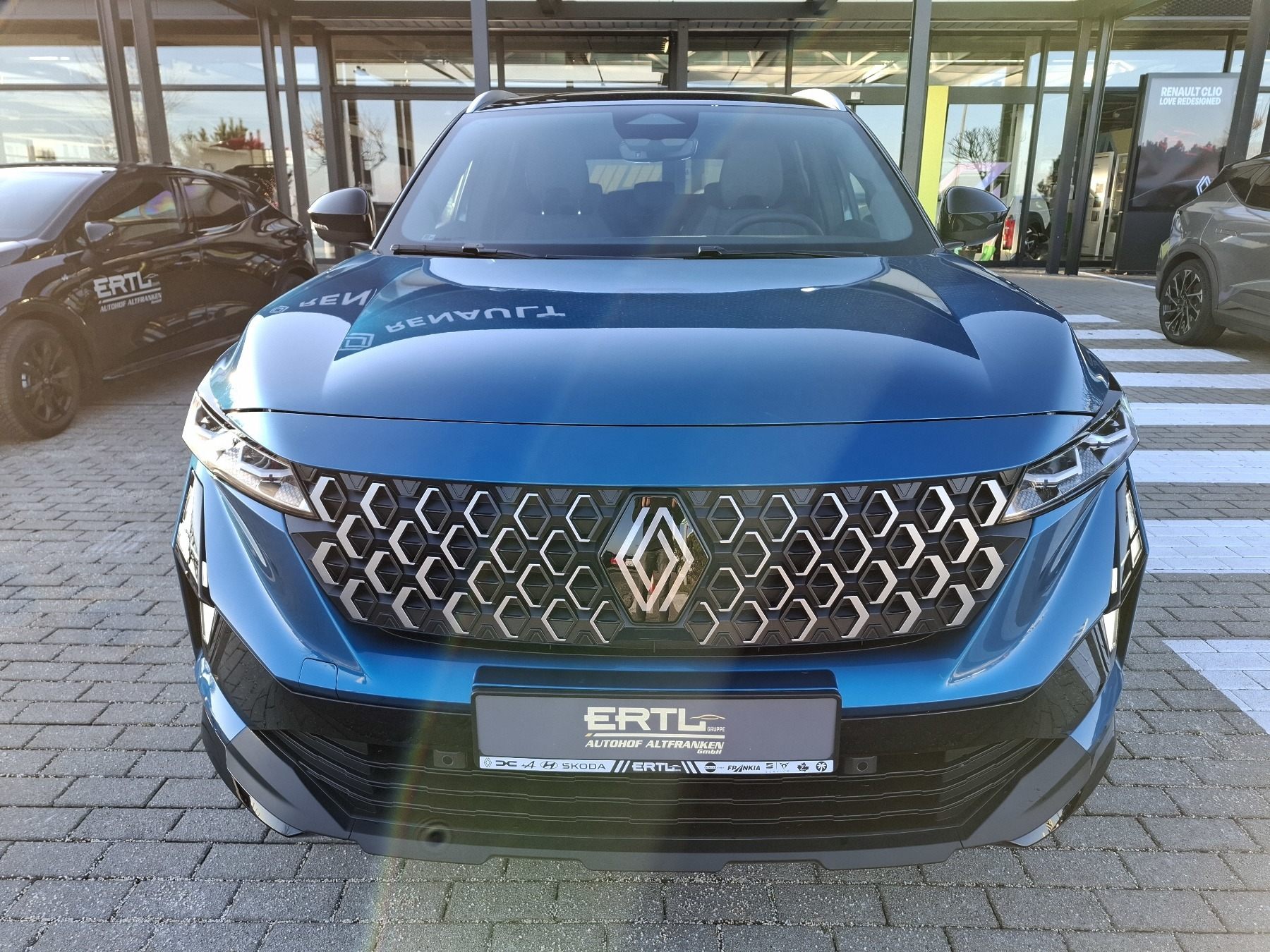 Bild 3 - Austral Techno Full Hybrid E-Tech 200