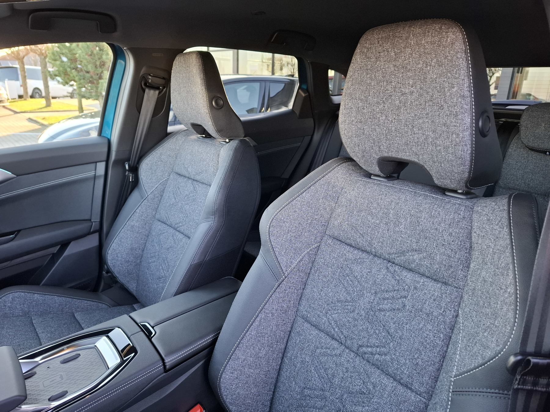 Bild 32 - Austral Techno Full Hybrid E-Tech 200