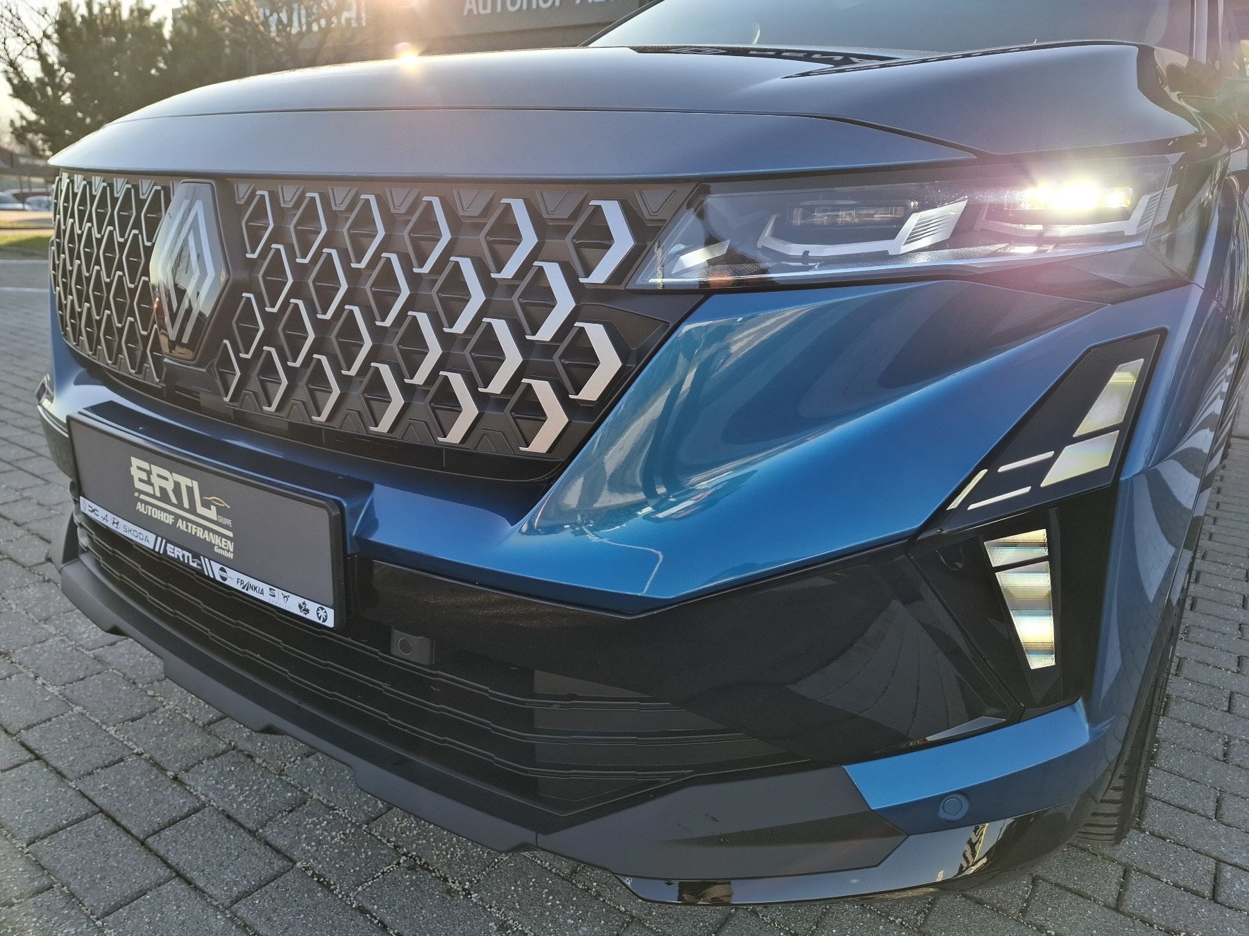 Bild 44 - Austral Techno Full Hybrid E-Tech 200