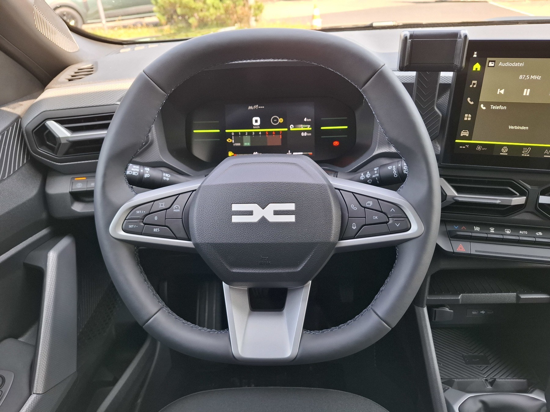 Bild 13 - Duster Journey mild hybrid 140