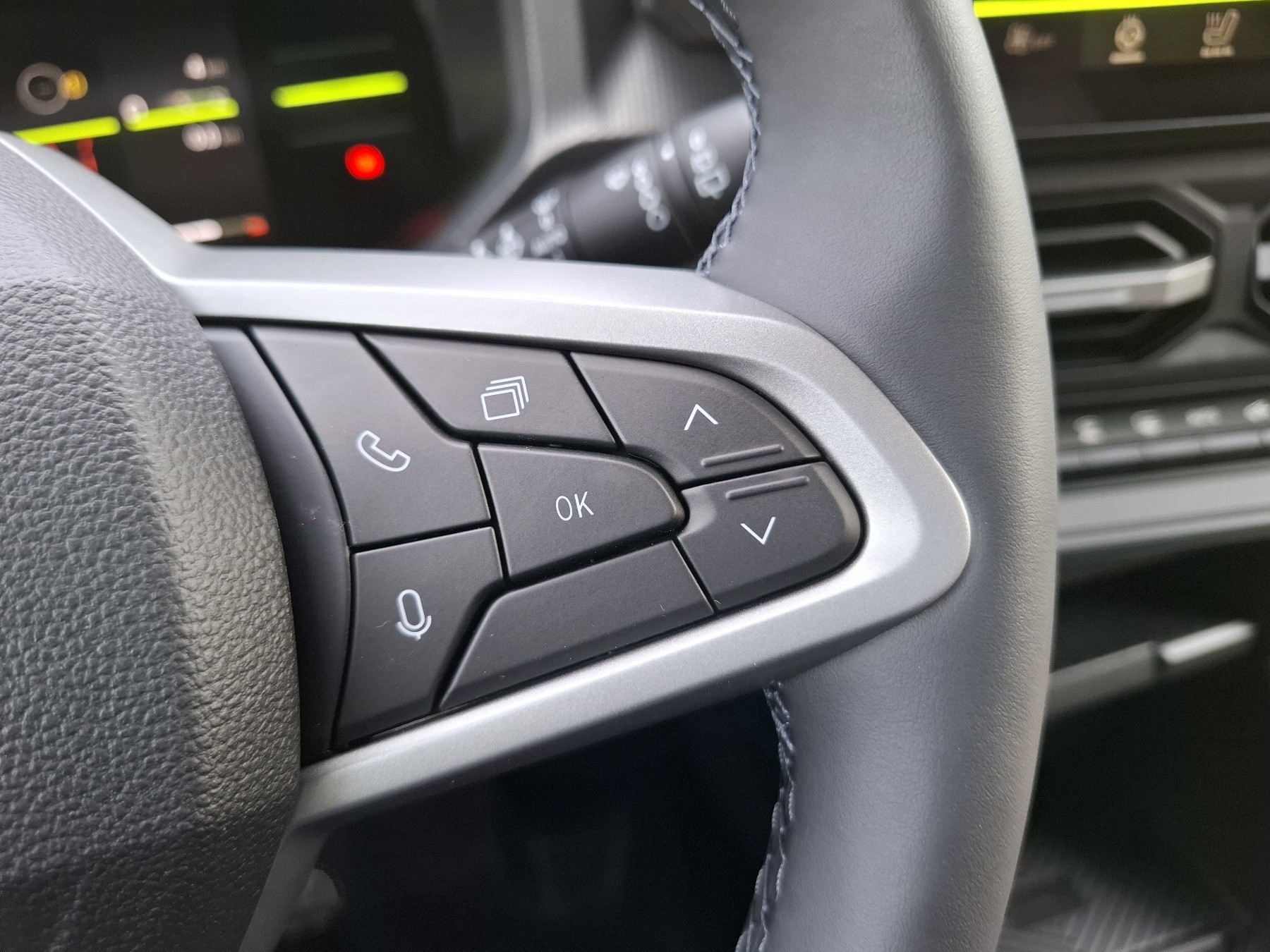 Bild 15 - Duster Journey mild hybrid 140