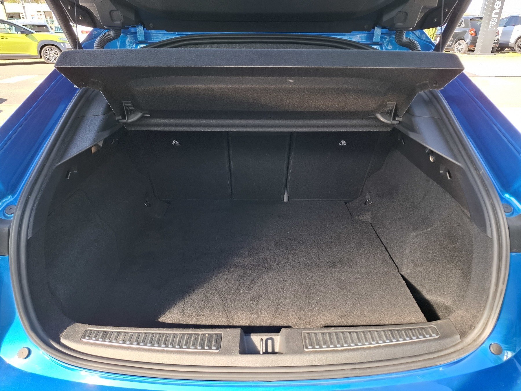 Bild 2 - Rafale Esprit Alpine E-Tech Full Hybrid 200