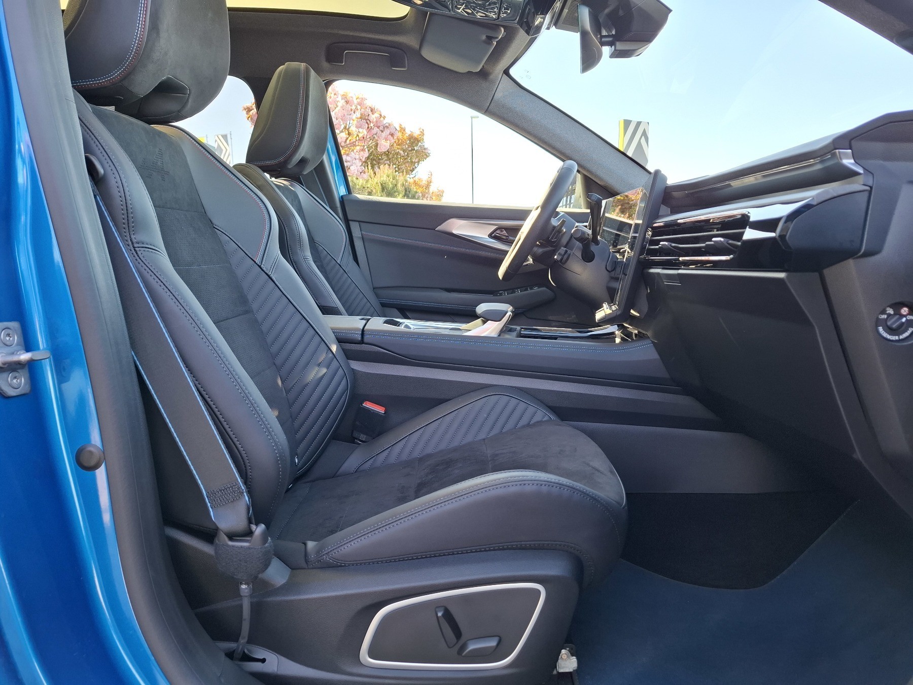 Bild 7 - Rafale Esprit Alpine E-Tech Full Hybrid 200