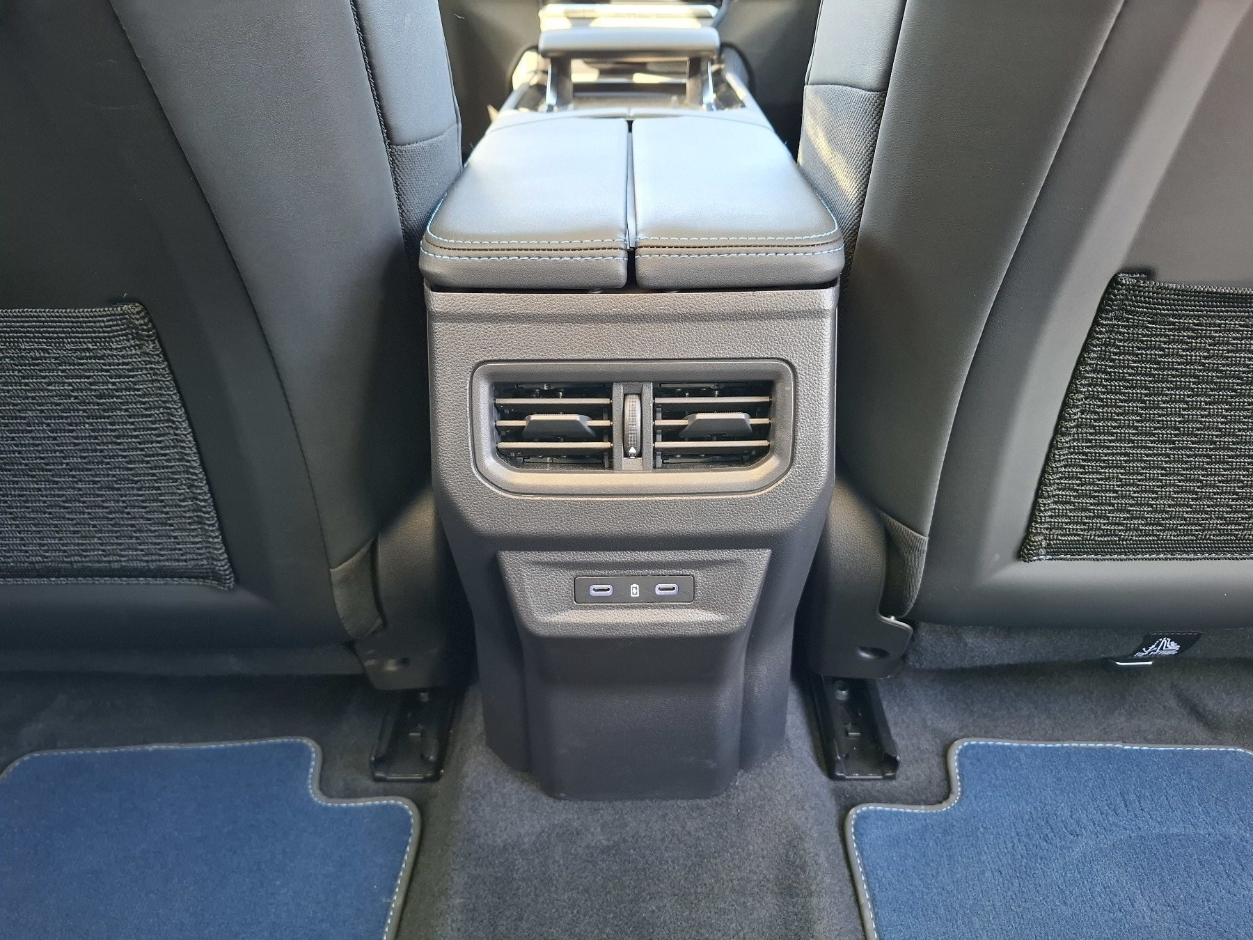 Bild 9 - Rafale Esprit Alpine E-Tech Full Hybrid 200
