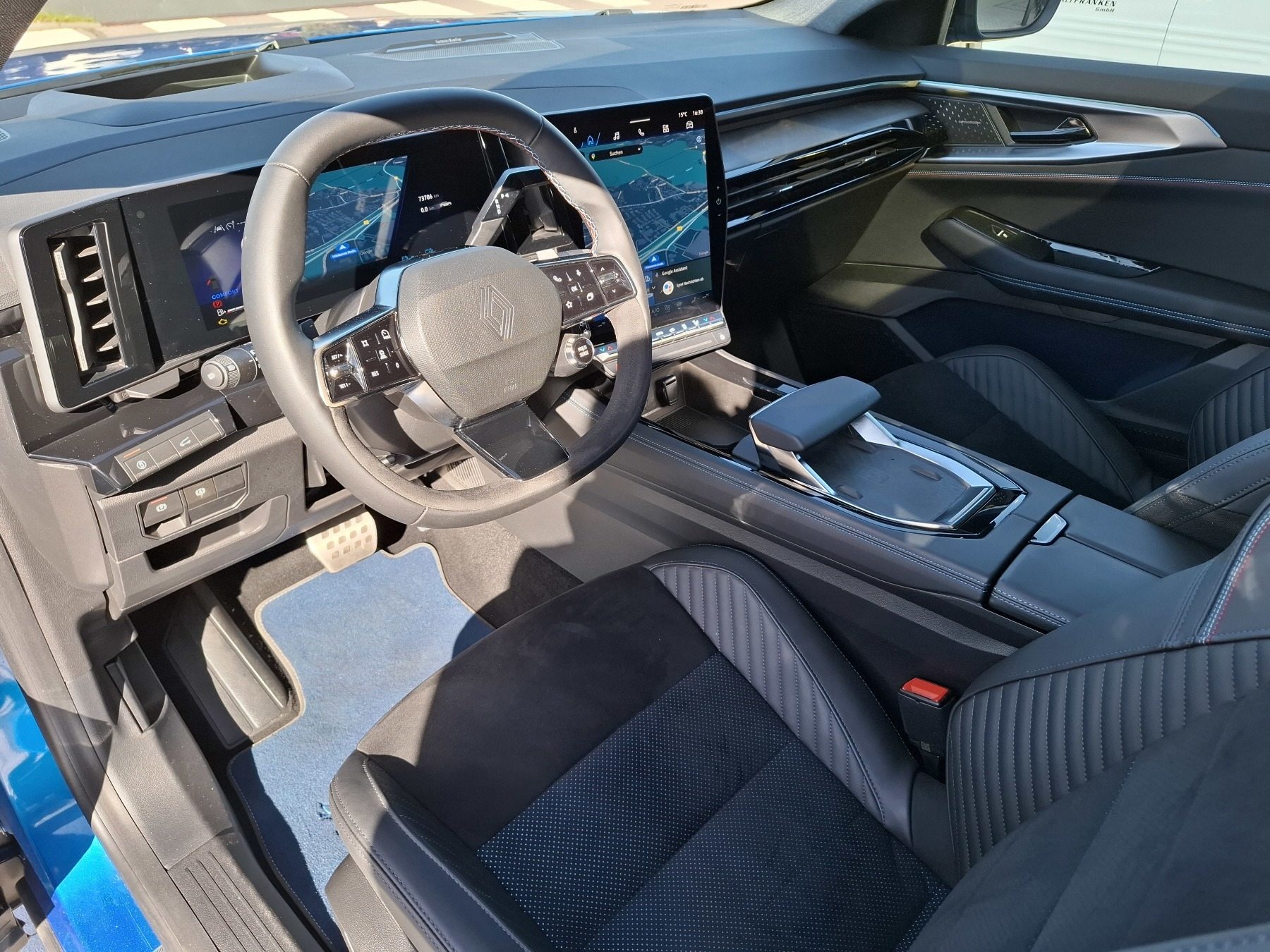 Bild 15 - Rafale Esprit Alpine E-Tech Full Hybrid 200