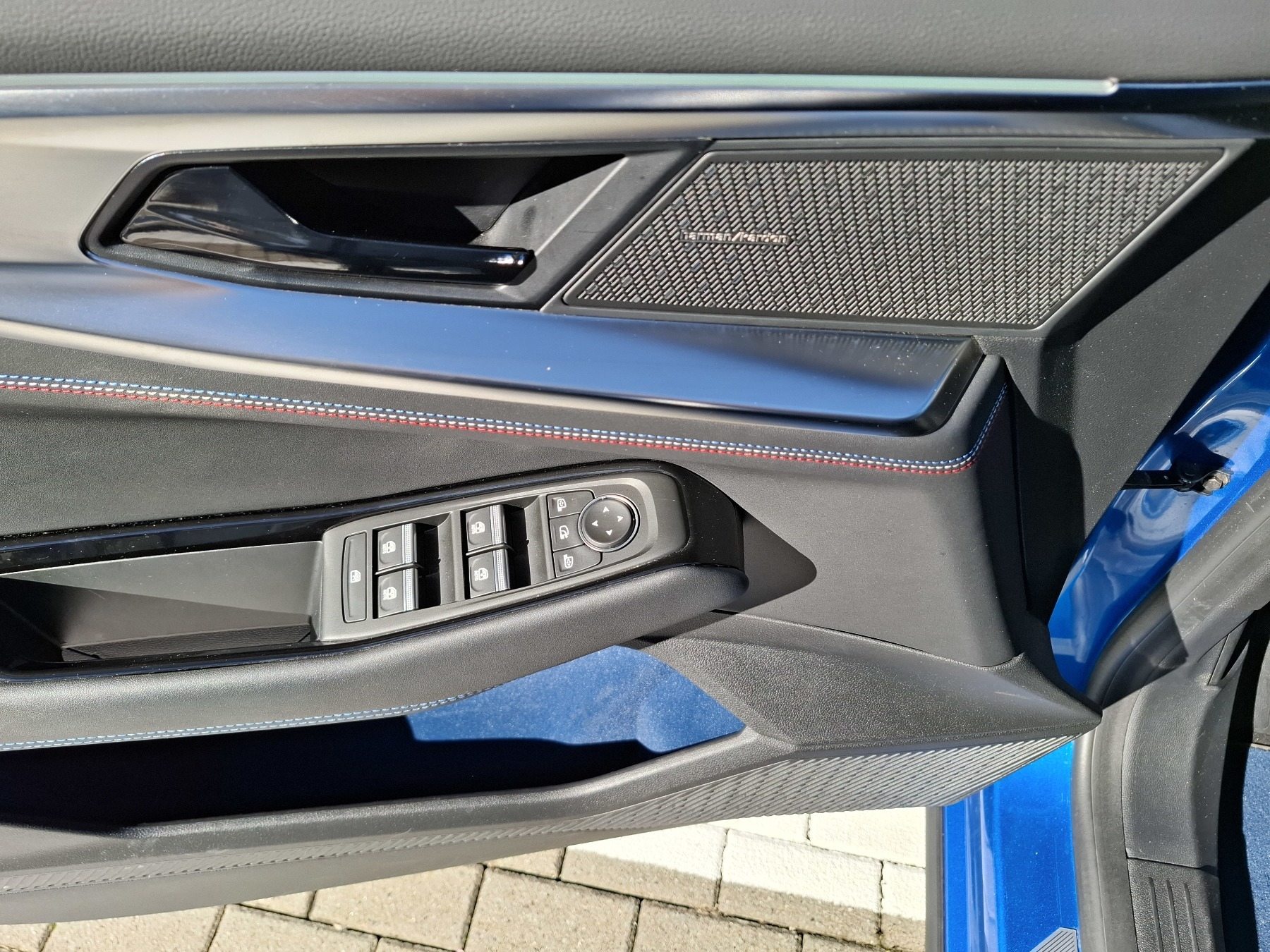 Bild 33 - Rafale Esprit Alpine E-Tech Full Hybrid 200