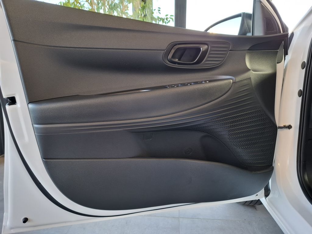 Bild 26 - i20 1.0 T-GDI (100 PS) Select 6-MT 2WD Select