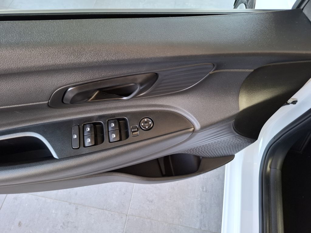 Bild 27 - i20 1.0 T-GDI (100 PS) Select 6-MT 2WD Select