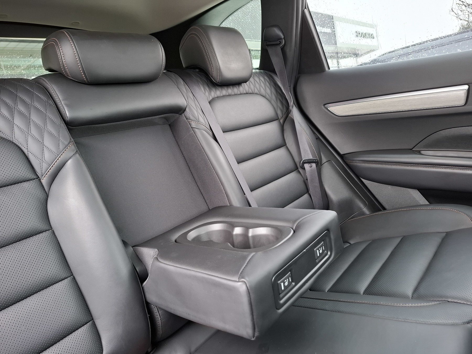 Bild 18 - Koleos INITIALE PARIS BLUE dCi 185 4WD Automatik