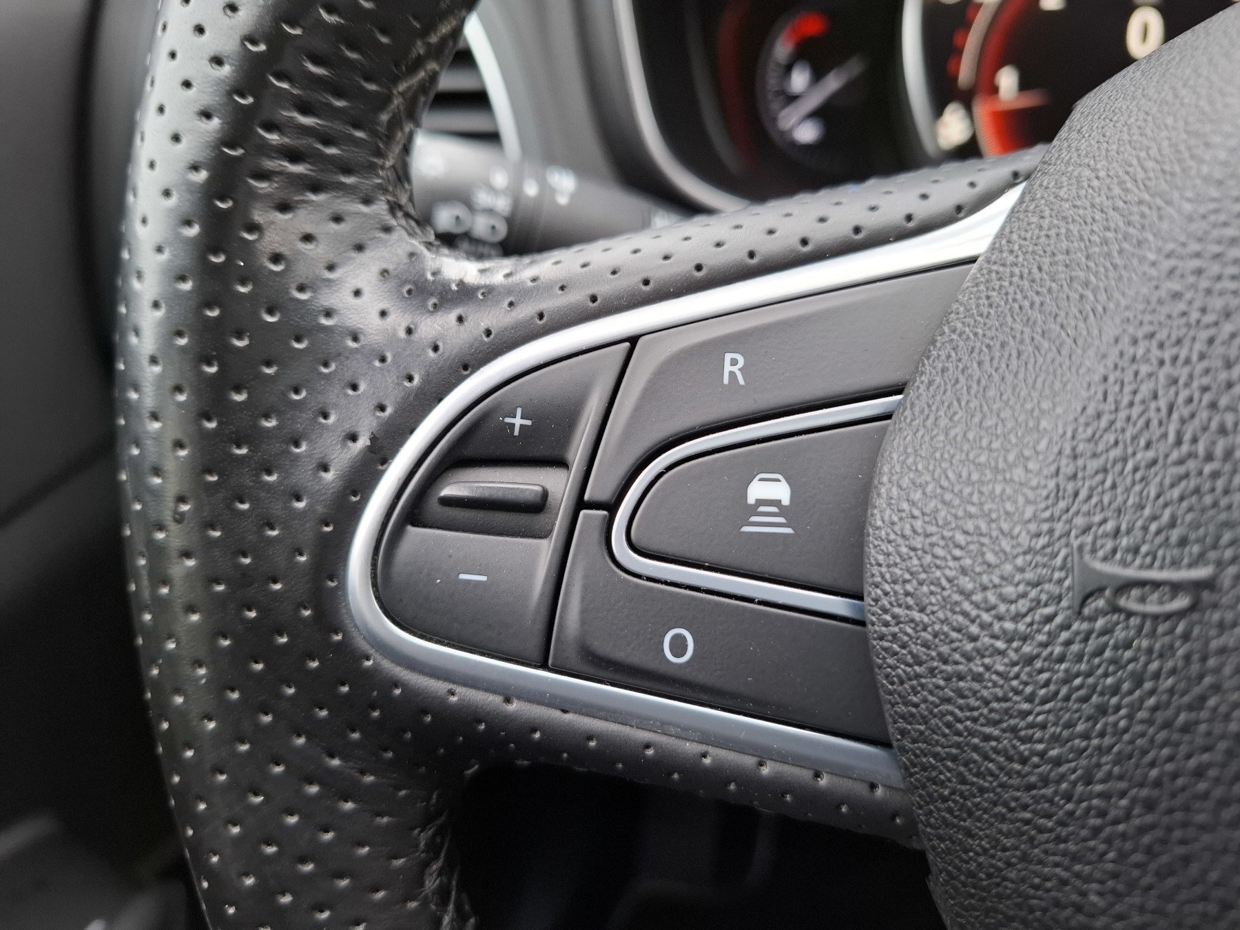 Bild 23 - Koleos INITIALE PARIS BLUE dCi 185 4WD Automatik