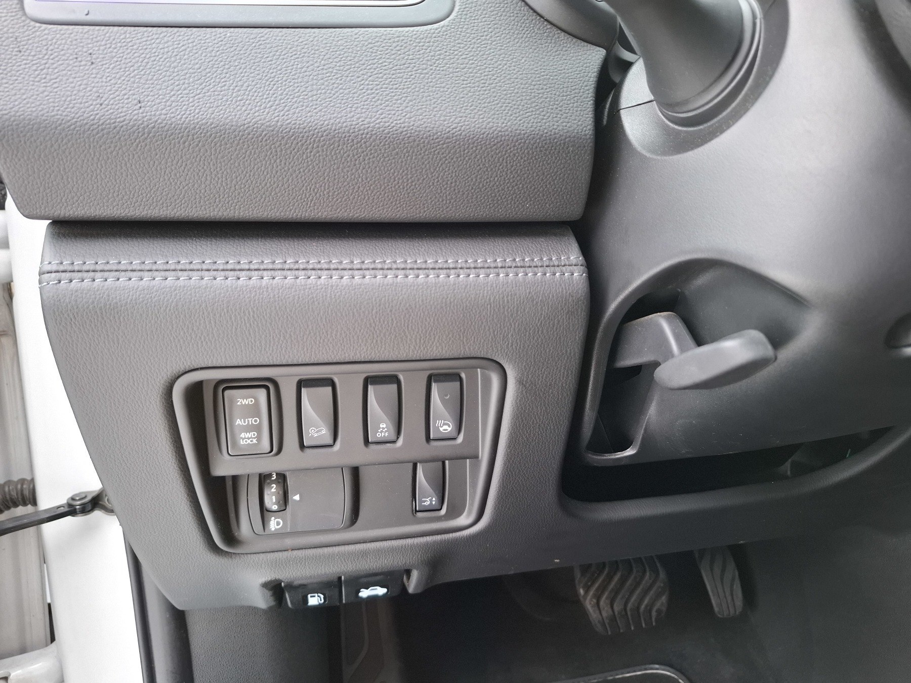 Bild 40 - Koleos INITIALE PARIS BLUE dCi 185 4WD Automatik