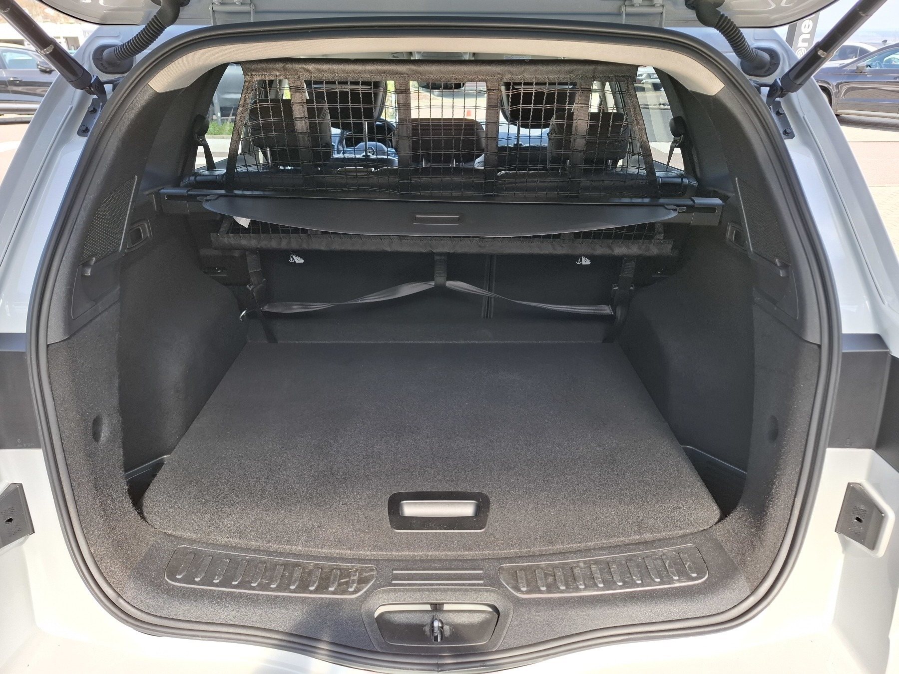 Bild 10 - Koleos INITIALE PARIS BLUE dCi 185 4WD X-tronic
