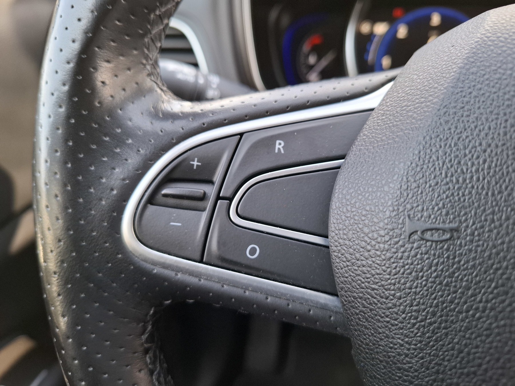 Bild 23 - Koleos INITIALE PARIS BLUE dCi 185 4WD X-tronic