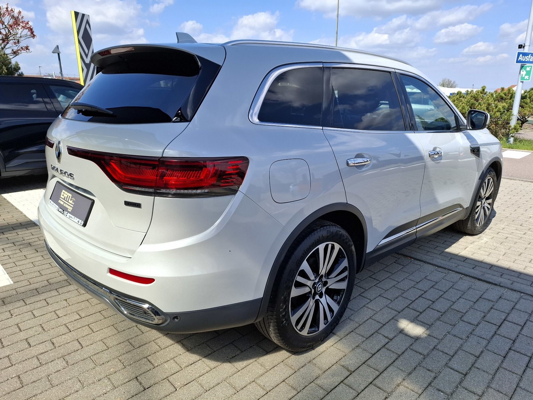 Bild 6 - Koleos INITIALE PARIS BLUE dCi 185 4WD X-tronic