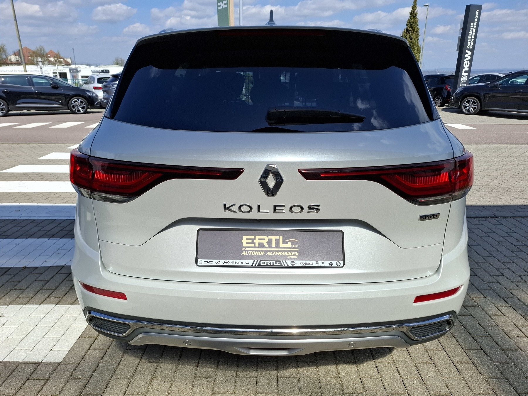 Bild 8 - Koleos INITIALE PARIS BLUE dCi 185 4WD X-tronic