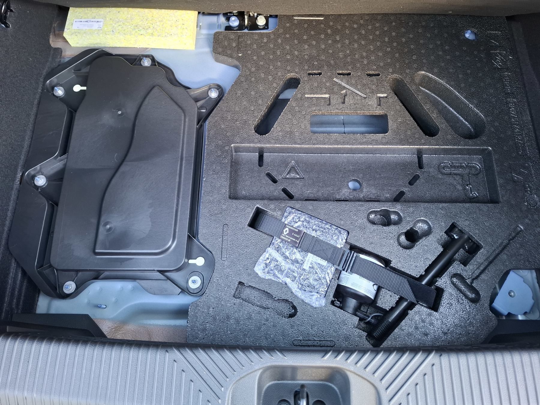 Bild 11 - Clio Evolution Full Hybrid E-Tech 160