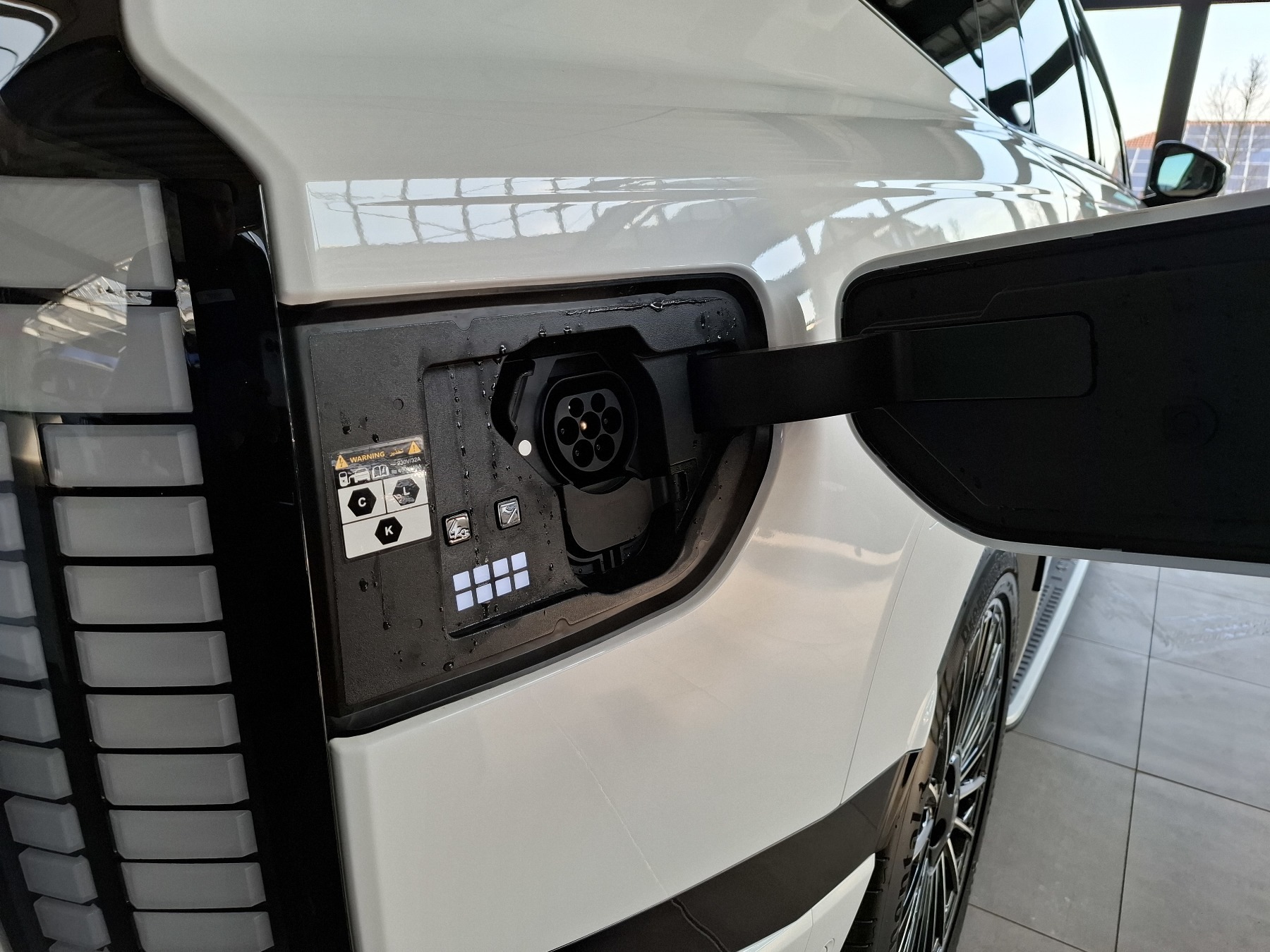 Bild 46 - IONIQ 9 7-Sitzer 110 kWh (307 PS) 4WD UNIQ