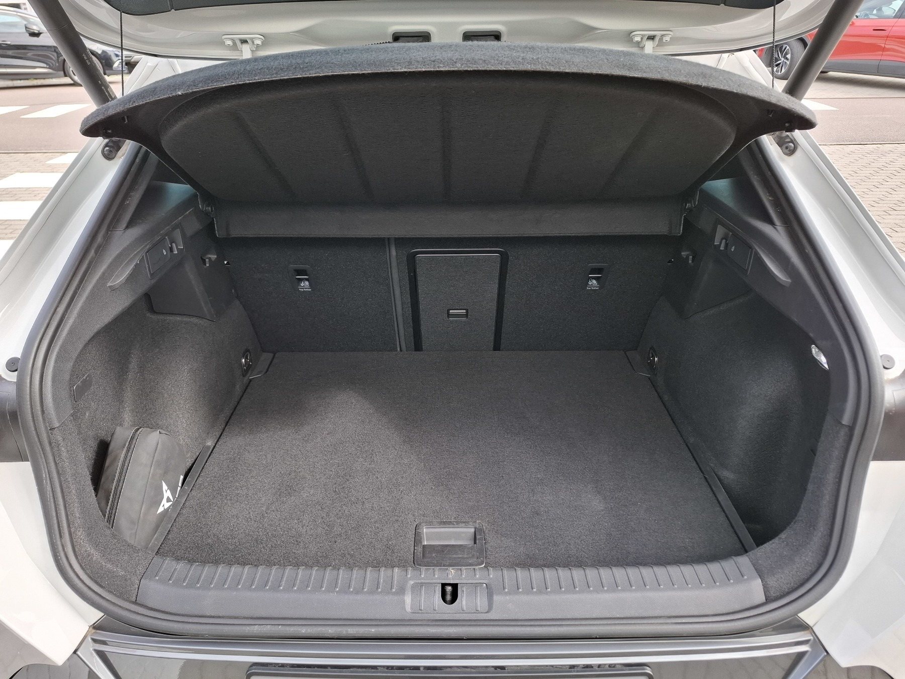 Bild 10 - Austral Mild Hybrid 150 Aut. Techno