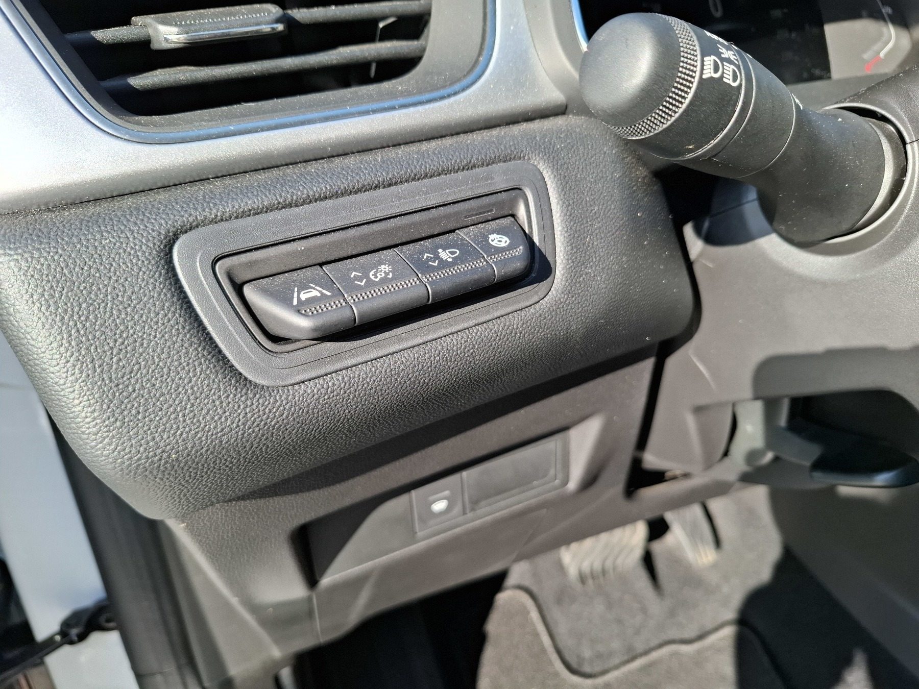 Bild 36 - Captur TECHNO TCe 140 EDC