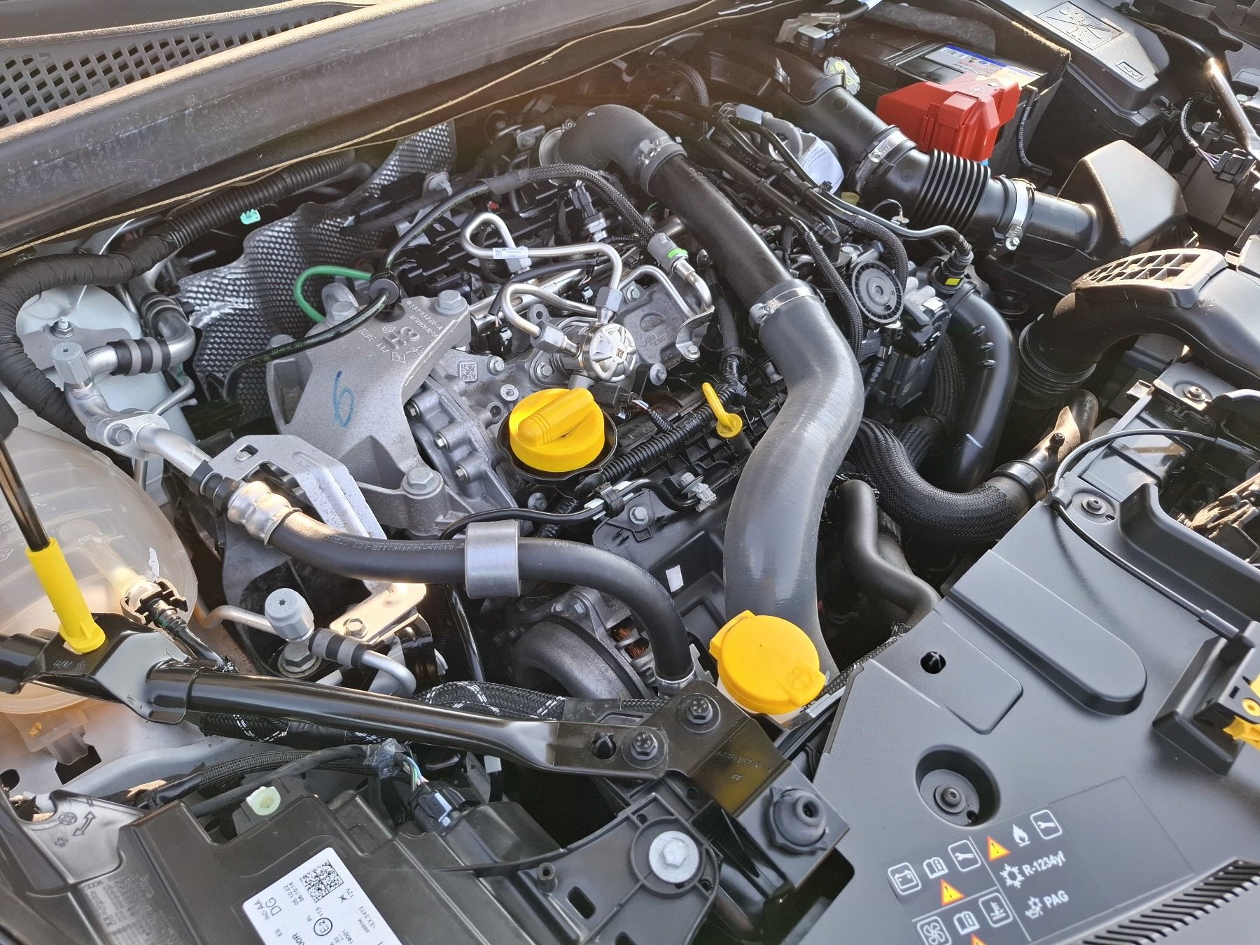 Bild 38 - Captur TECHNO TCe 140 EDC