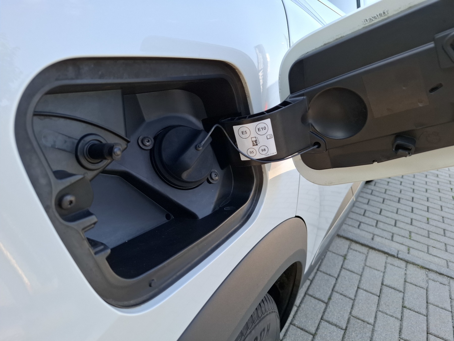 Bild 39 - Captur TECHNO TCe 140 EDC